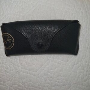 Ray ban sunglasses case